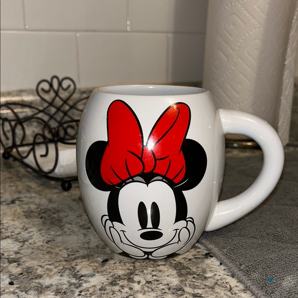 Disney Minnie Mouse Red and White Ceramic Mug
